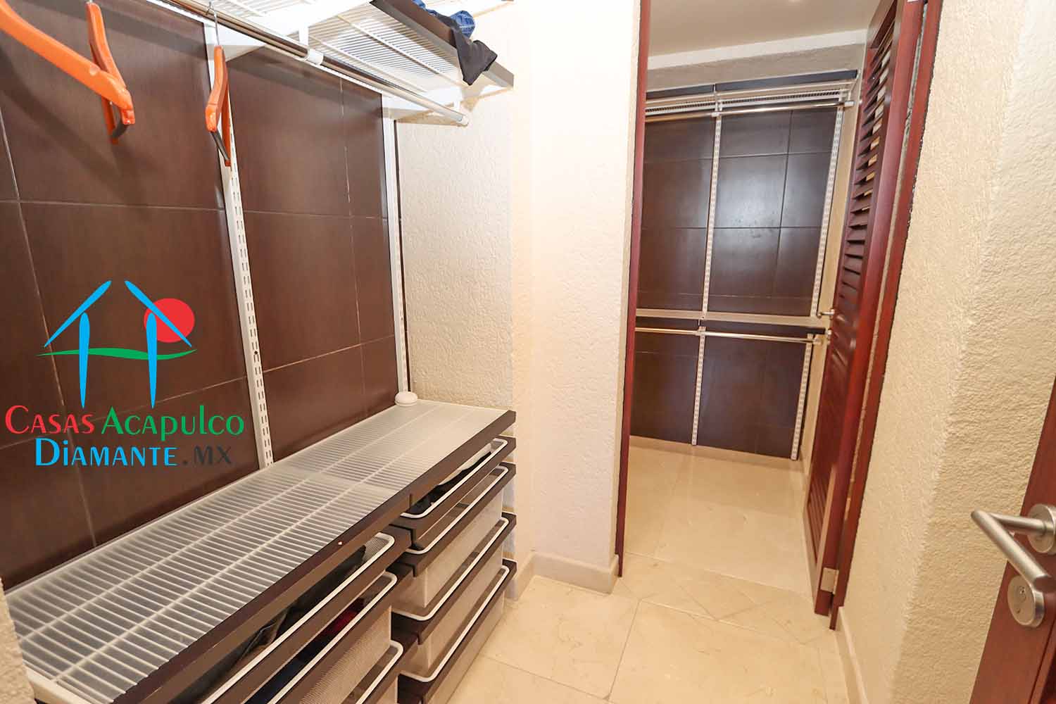 Villa Emiliano - Recámara uno 8